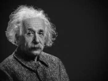 Relation d’Albert Einstein et la bombe atomique